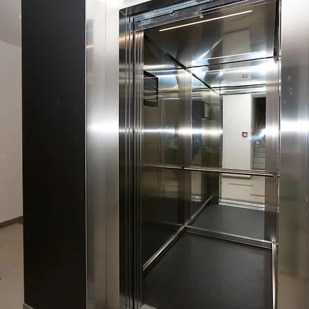 65m2 -premium With Own Parking *
